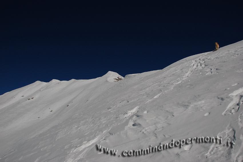 42 Salendo verso la Cima Menna.jpg